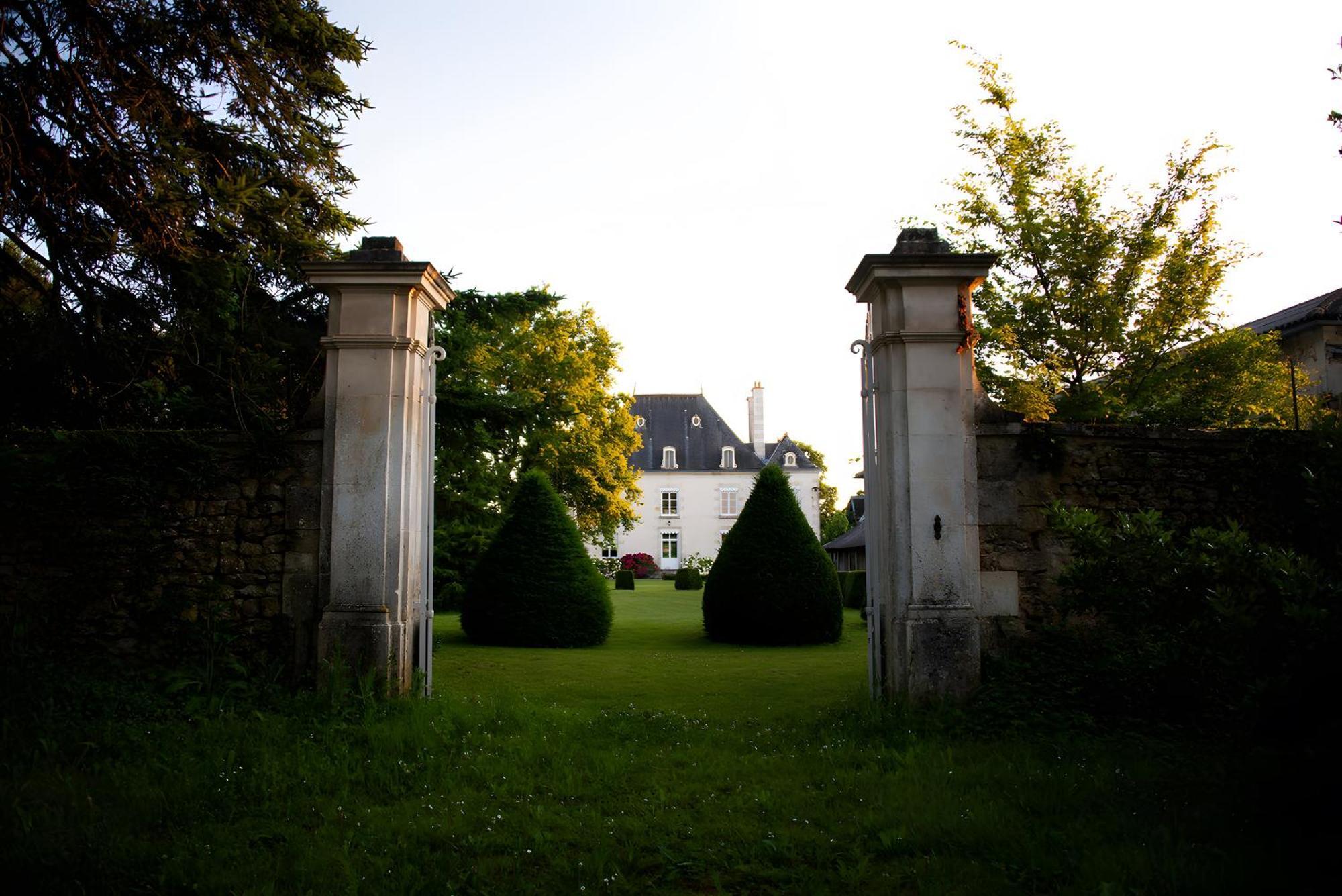 Sanxay Domaine De La Briouse Bed & Breakfast エクステリア 写真