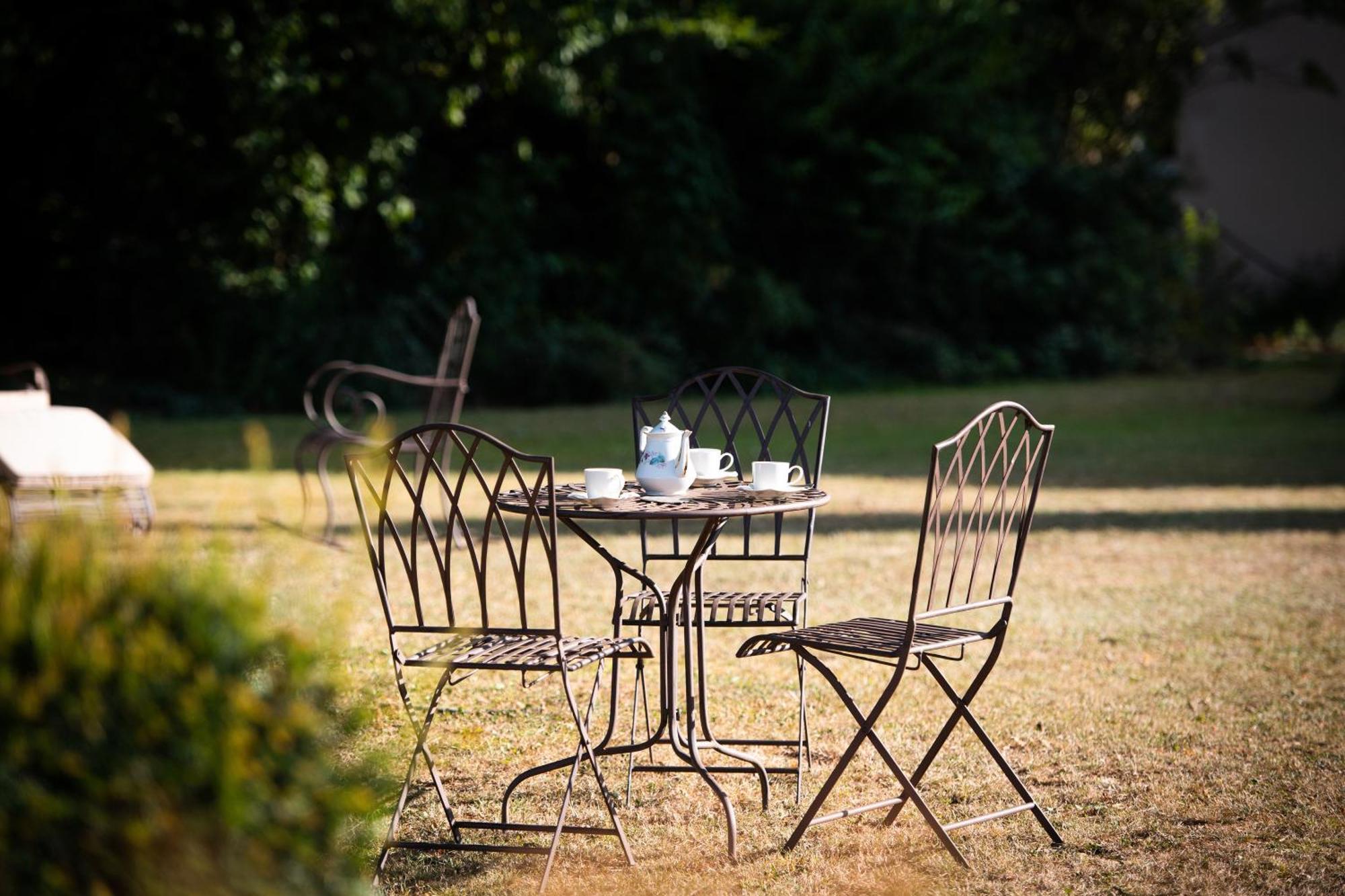 Sanxay Domaine De La Briouse Bed & Breakfast エクステリア 写真